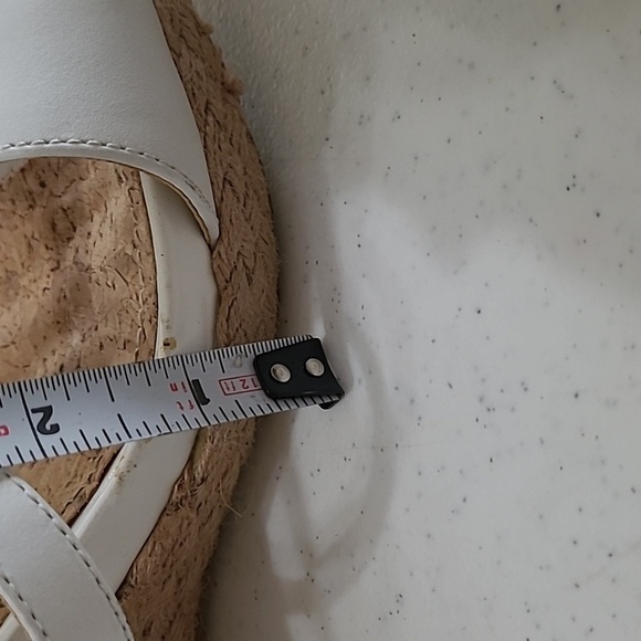 Kenneth Cole Reaction white wedge espadrilles sandals size 10 - Picture 12 of 14